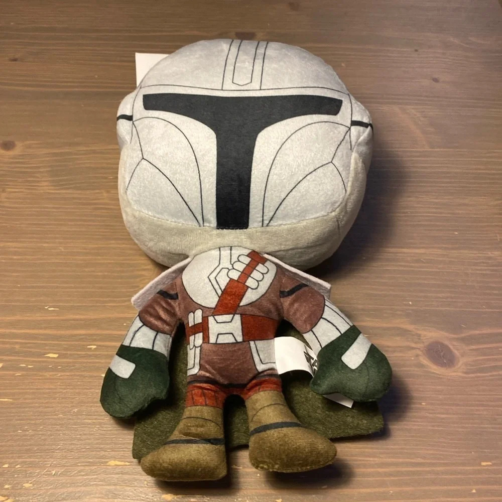 Star Wars Mandalorian squeaky toy